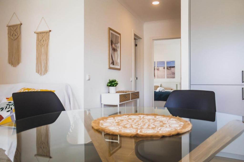 Lovely & Bright Renovated Apt. W/ Balcony In 라고스 외부 사진